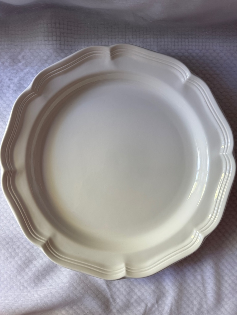 Mikasa French Countryside Round Platter 12” F9000